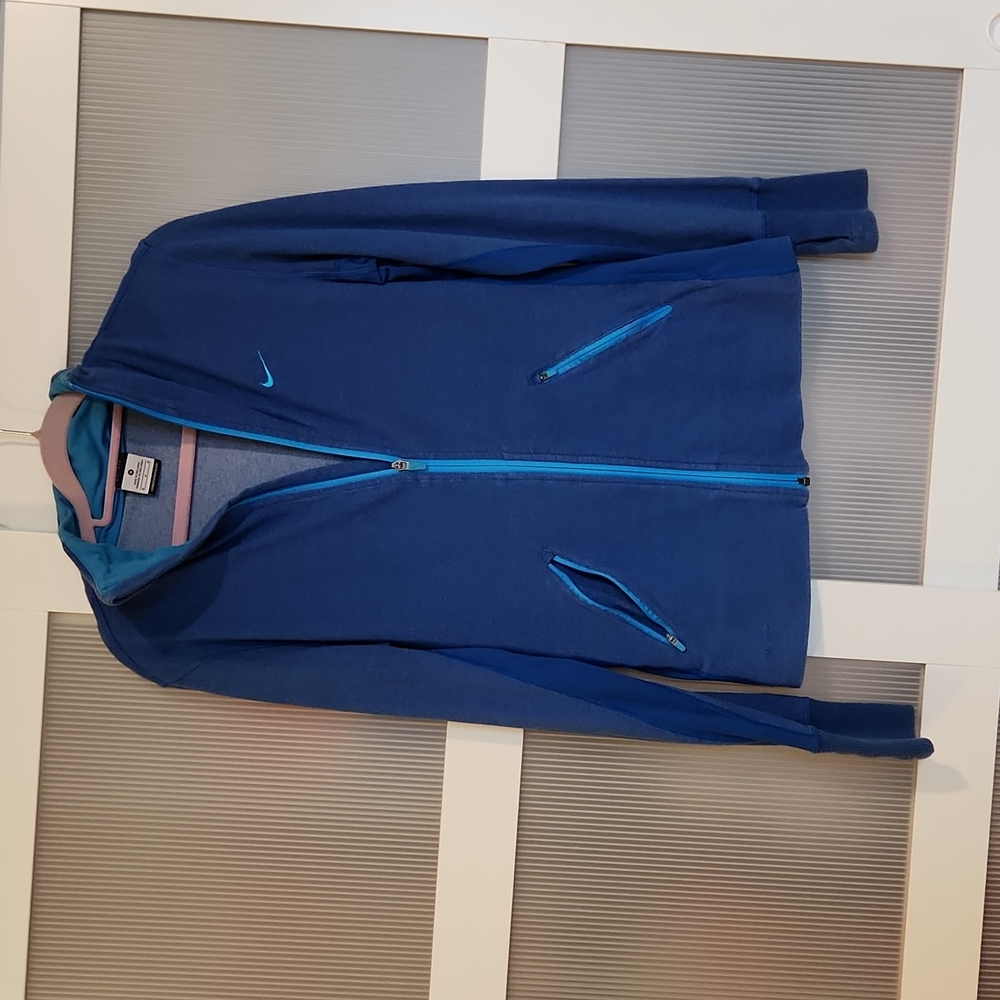 Nike dri-fit jacket